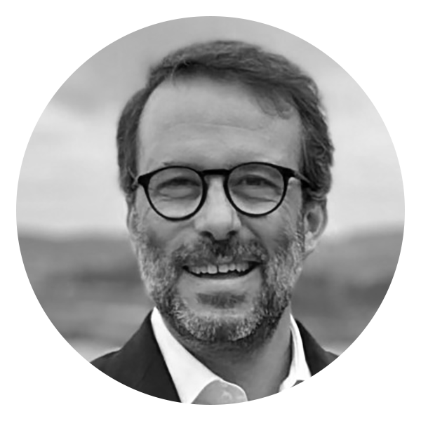 24 Pedro J. Méndez Vega